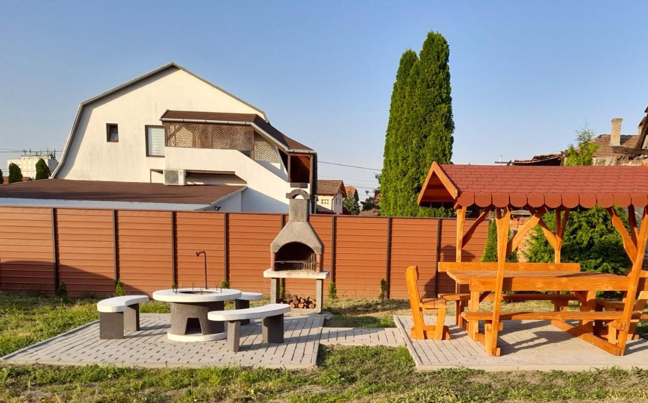 RO-LAND Vendégház Miskolc Exterior foto